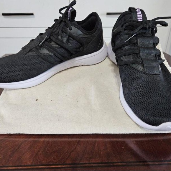 US 8 Women’s Puma Soft Ride - Picture 3 of 9